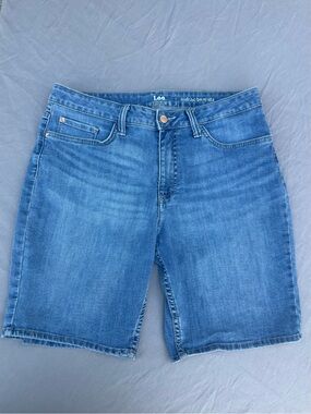 Lee Women’s Light Blue Classic Denim Jean Shorts